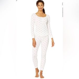 NWT Plush  Thermal Heart Pajama + Scrunchie Set - XS